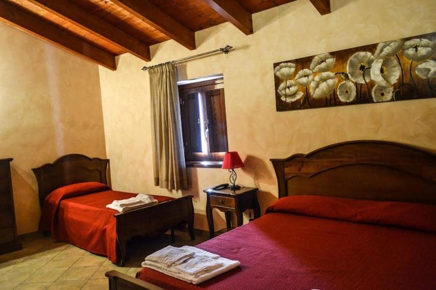 Agriturismo U' Casinu Da Scala كامبورا سان جيوفاني المظهر الخارجي الصورة