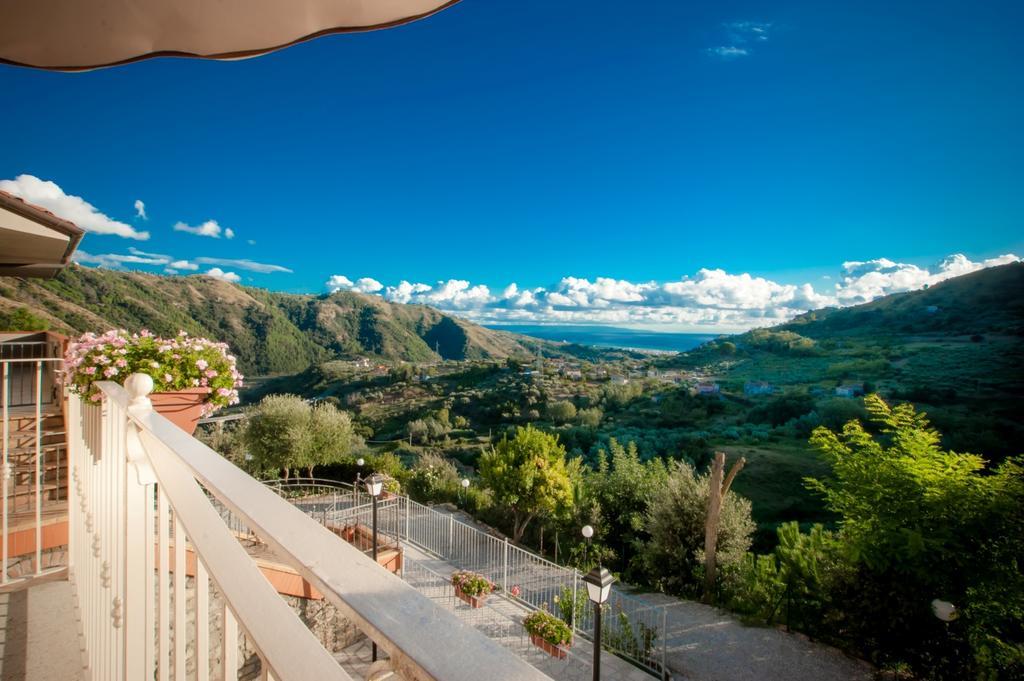 Agriturismo U' Casinu Da Scala كامبورا سان جيوفاني المظهر الخارجي الصورة